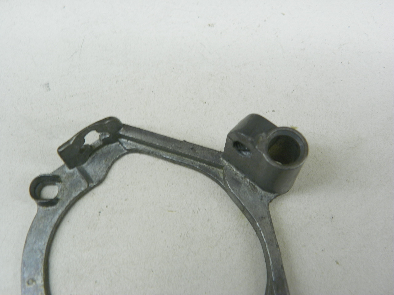 Delco 5950704 Headlight Adjusting Ring for 1959-1962 Chevrolet Passenger Car Truck restoration. - Image 3