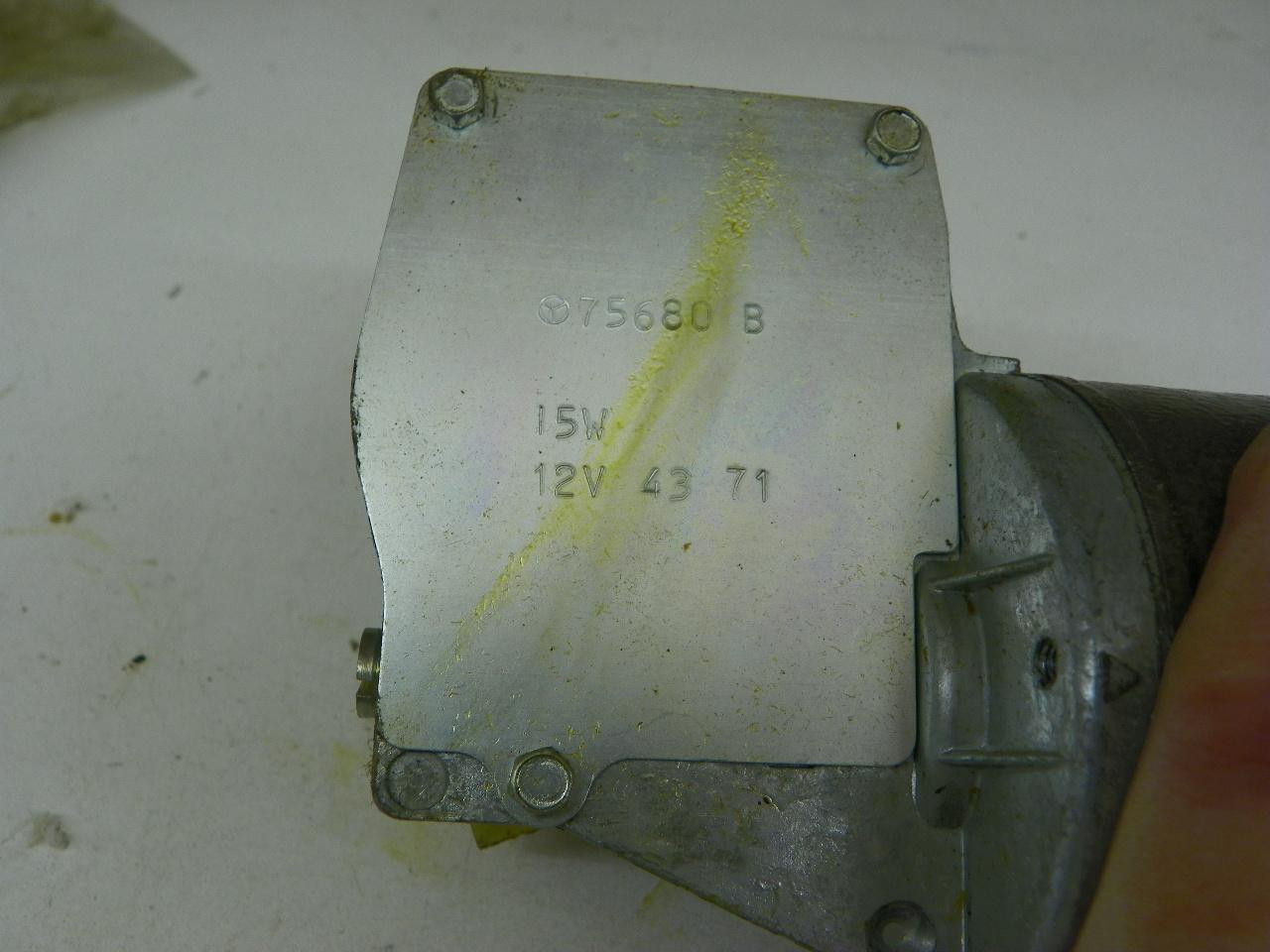 Lucas 75680 Wiper Motor NOS for vintage auto restoration - Image 9