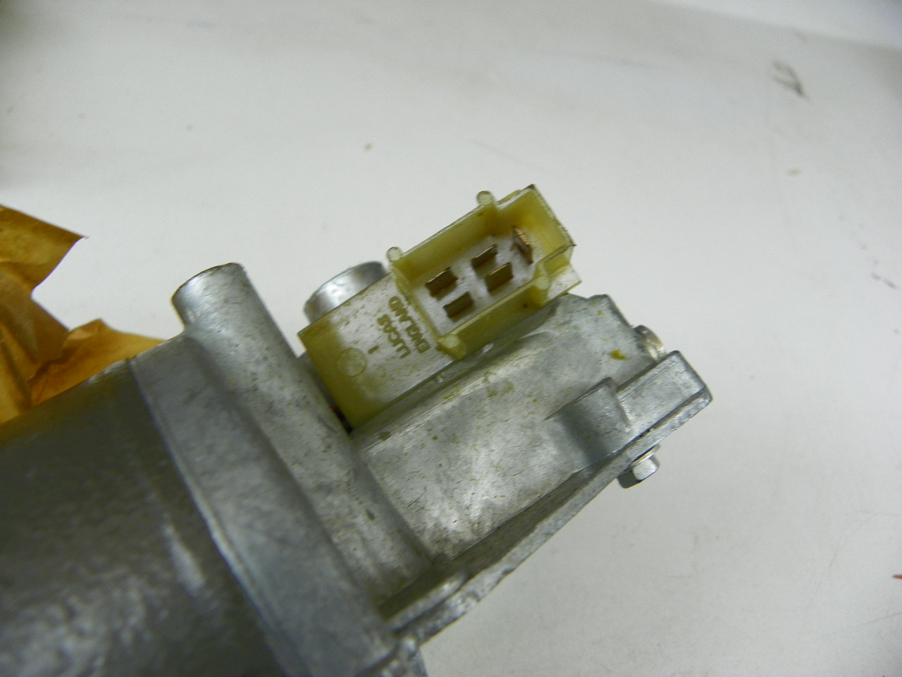 Lucas 75680 Windscreen Wiper Motor for restoration. - Image 13