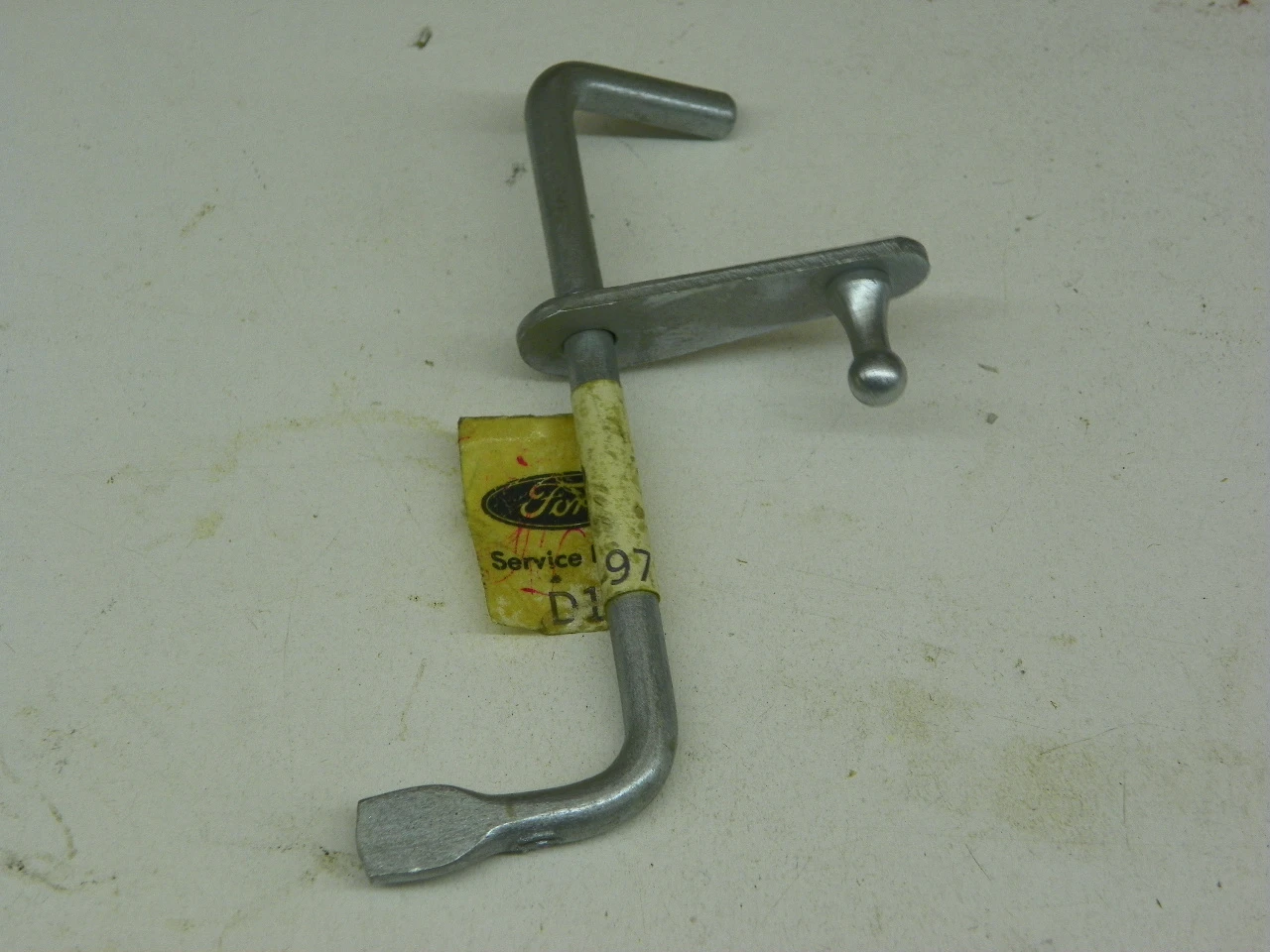 Ford D1Z-9728-D Control Linkage for vintage auto restoration. - Image 1