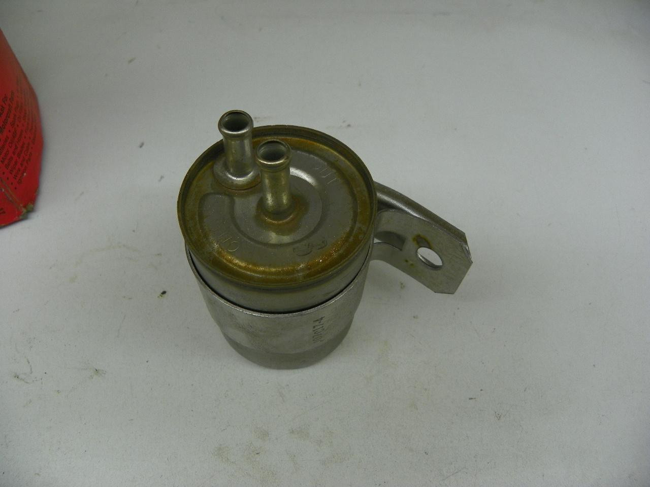Motorcraft FG-891 Fuel Filter for vintage auto restoration - Image 3