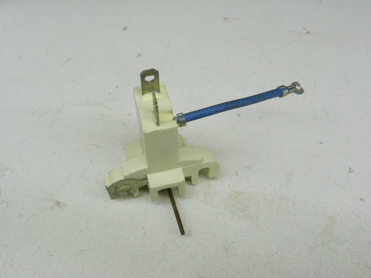 Motorcraft GB-128-A Alternator Brush Set NOS for vintage auto restoration. - Image 7