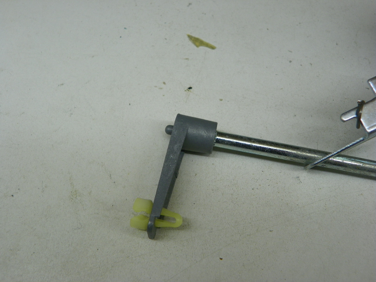 Delco 15-7995 HVAC Vacuum Motor & Shaft Assembly for 1977-1984 GM models restoration. - Image 7