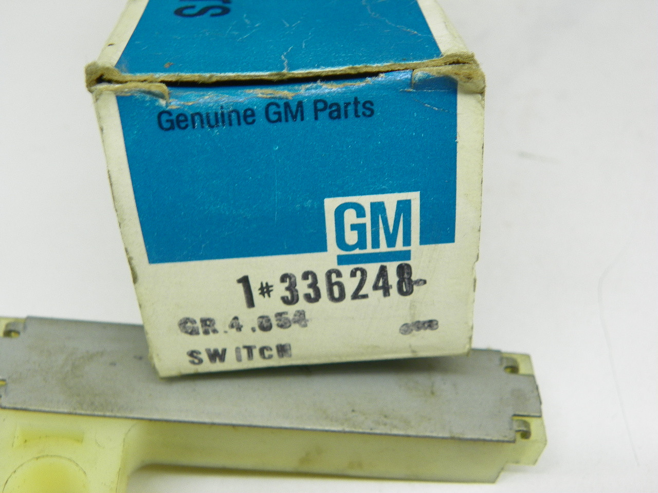 GM 336248 Clutch Neutral Safety Switch for 1974-1984 Chevrolet Truck restoration. - Image 2