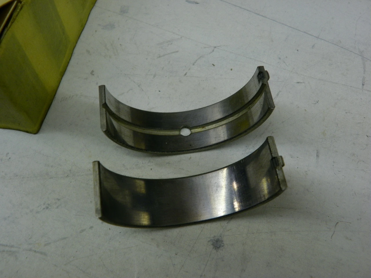 GM 3832930 Engine Main Bearing for 1957-1967 Chevrolet 283 302 V8 restoration. - Image 5