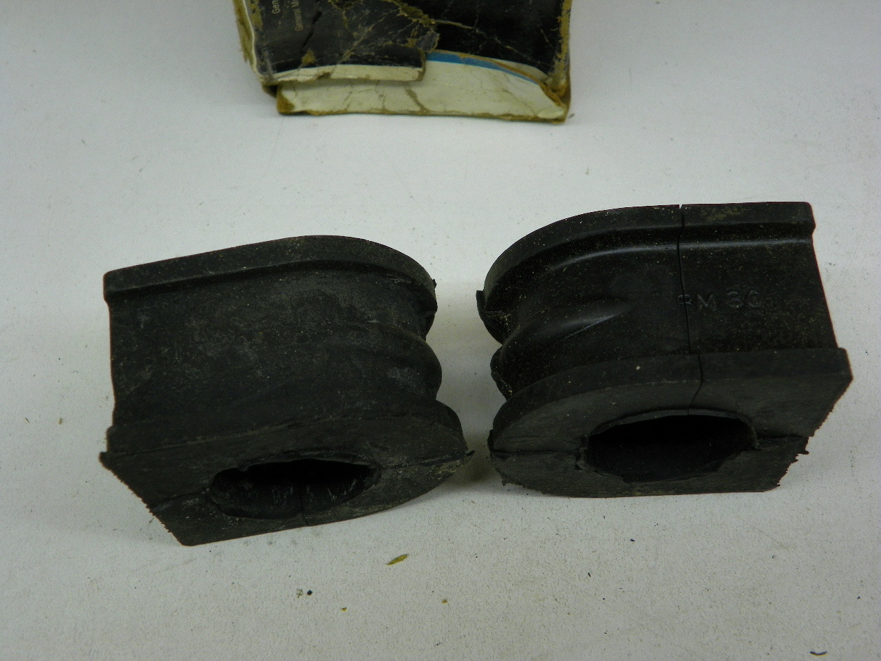 GM 334594 Front Stabilizer Bushings for 1979-84 Chevrolet GMC C20 C30 Truck restoration. - Image 5