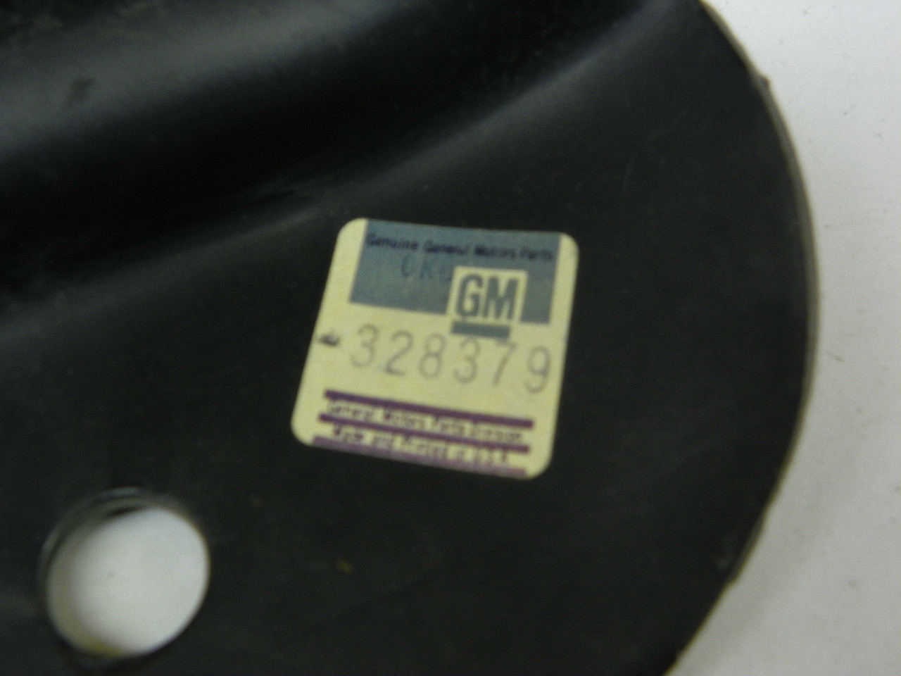 GM 328379 Bracket for vintage auto restoration - Image 2