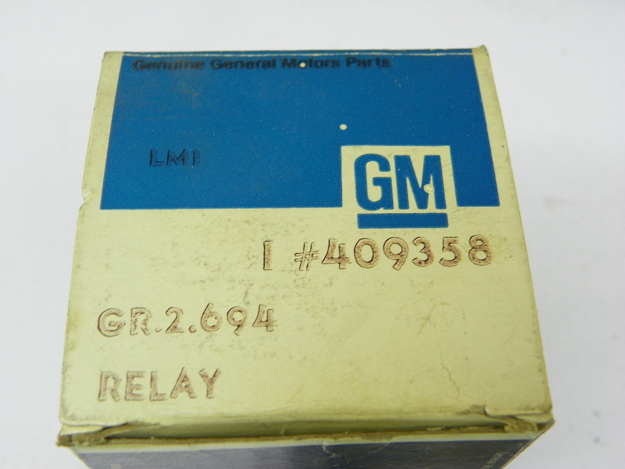 General Motors 409358 Relay NOS for vintage auto restoration - Image 2