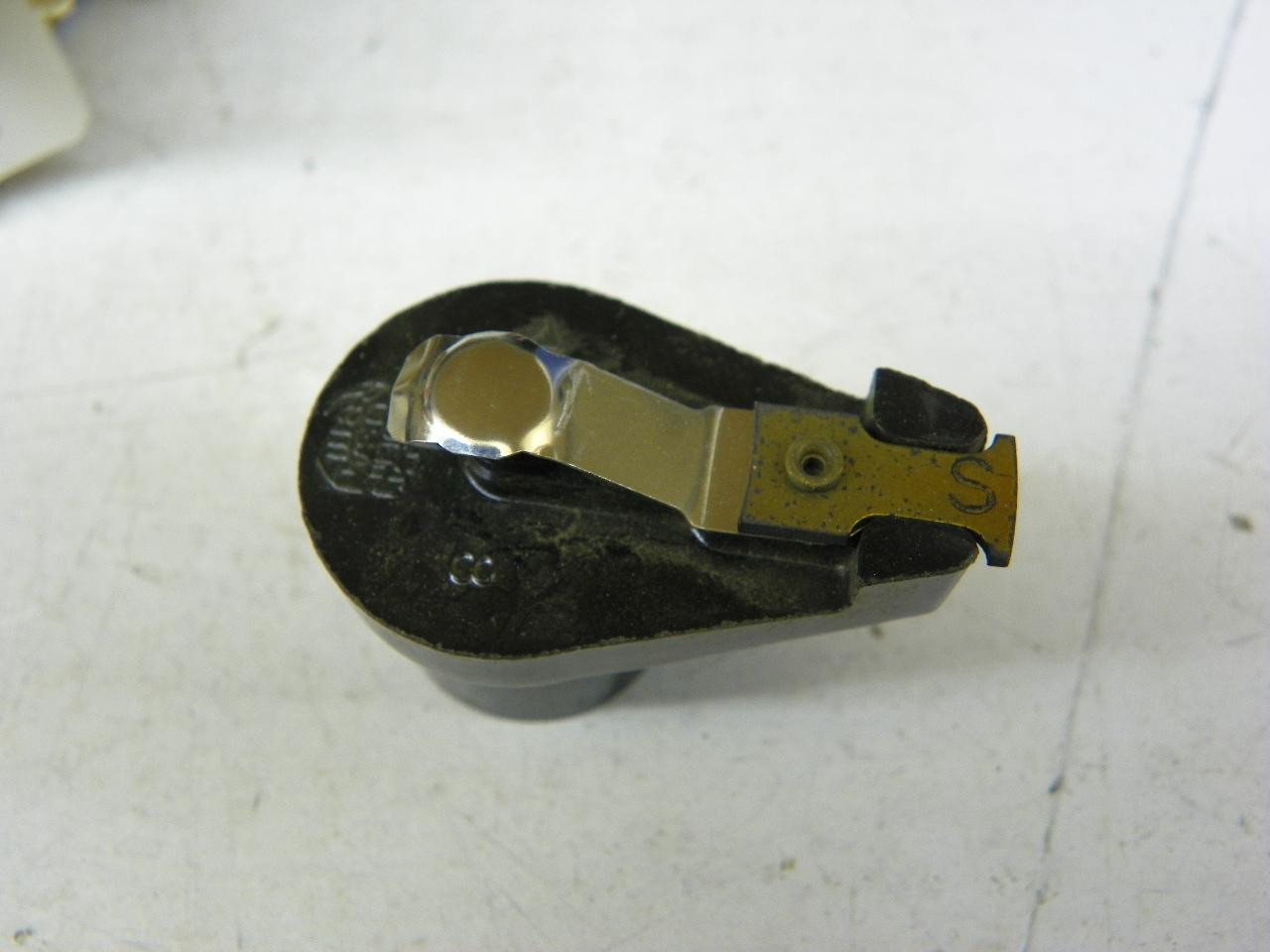 Delco Remy D423R Distributor Rotor (Lot of 10) for 1963-1974 Chevrolet Buick Oldsmobile Pontiac 4 & 6 cylinder restoration. - Image 6