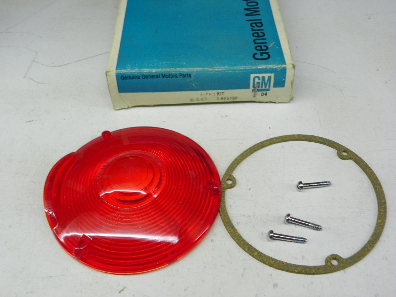 GM 1-655790 Tail Light Lens Kit for 1964-1972 Chevrolet Heavy Trucks restoration. - Image 1