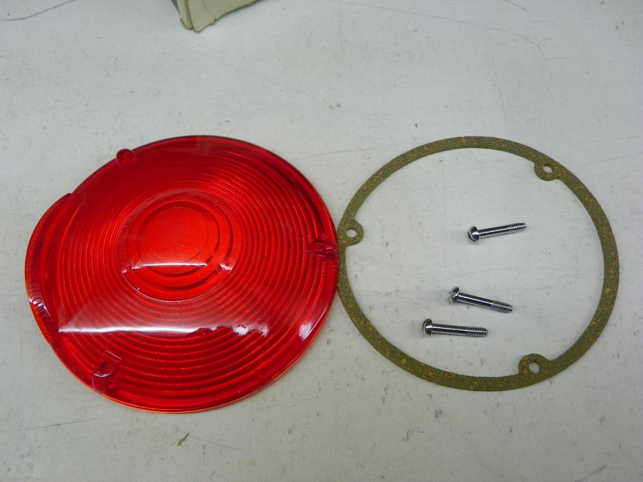 GM 1-655790 Tail Light Lens Kit for 1964-1972 Chevrolet Heavy Trucks restoration. - Image 3