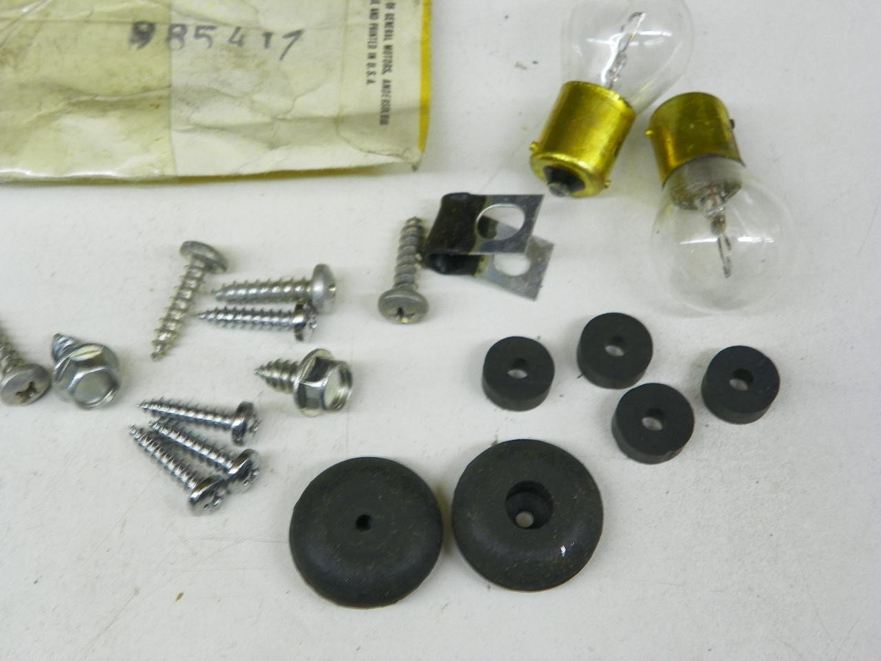 Guide Lamp 985417 Lamp Hardware Kit NOS for vintage auto restoration. - Image 3