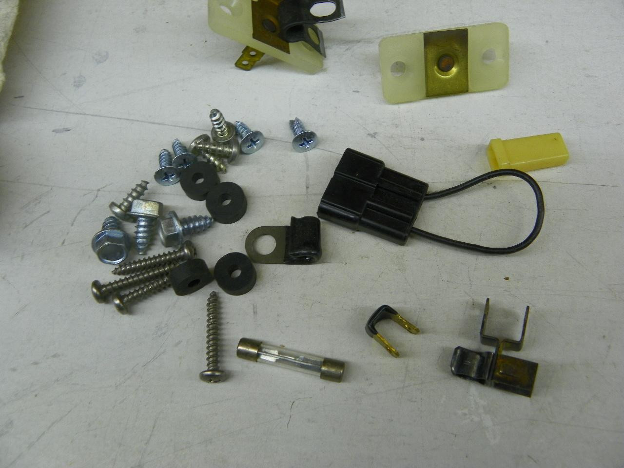 Delco Guide 985184 Electrical Hardware Kit for vintage auto restoration. - Image 5