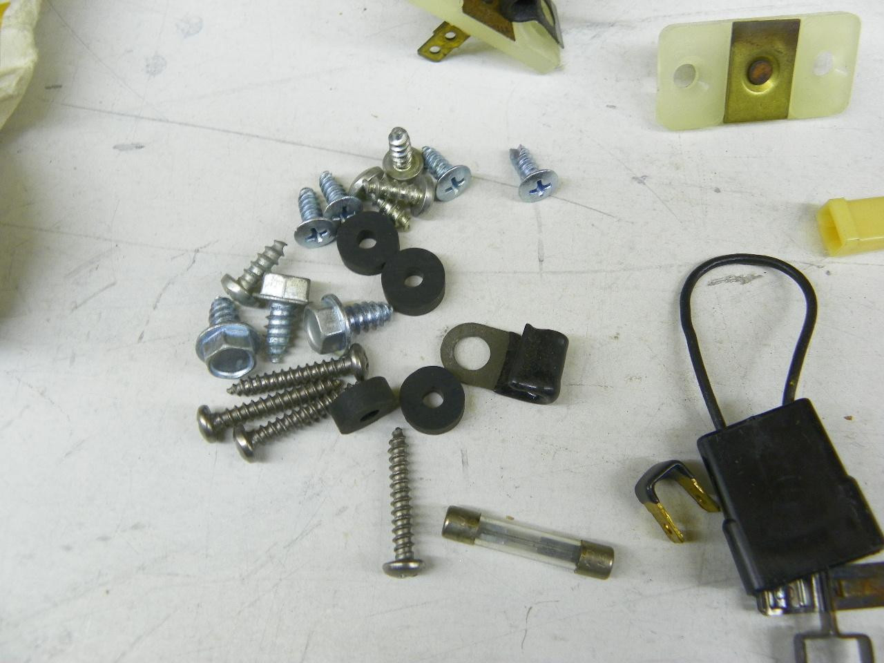 Delco Guide 985184 Electrical Hardware Kit for vintage auto restoration. - Image 7