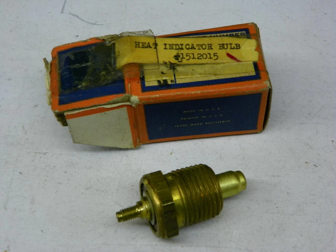 AC 1512015 Heat Indicator Bulb for 1939-1952 Cadillac Oldsmobile Pontiac restoration. - Image 1