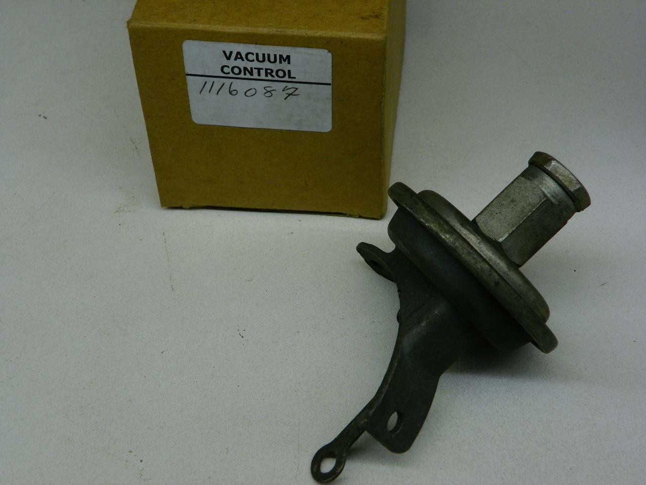 Delco Remy 1116087 Vacuum Advance for 1954 Packard Patrician distributor restoration. - Image 1