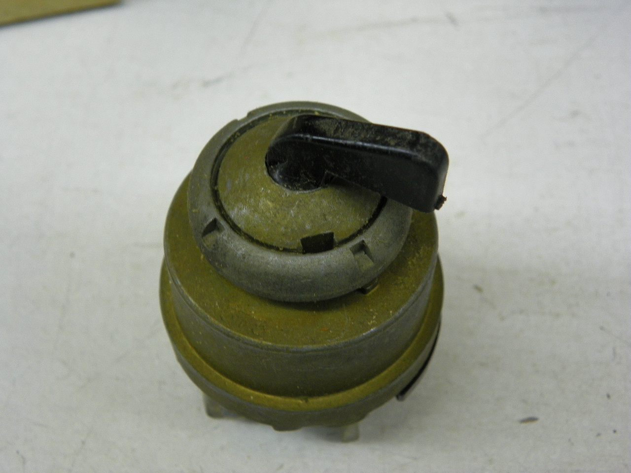 Delco Remy 1116575 Ignition Switch for vintage automotive restoration - Image 5