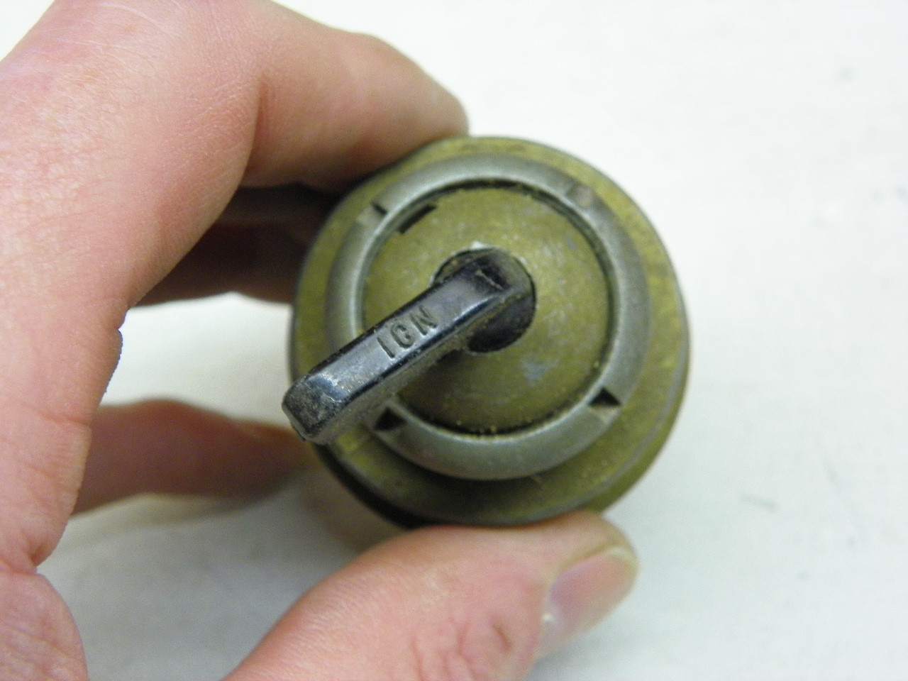 Delco Remy 1116575 Ignition Switch for vintage automotive restoration - Image 7