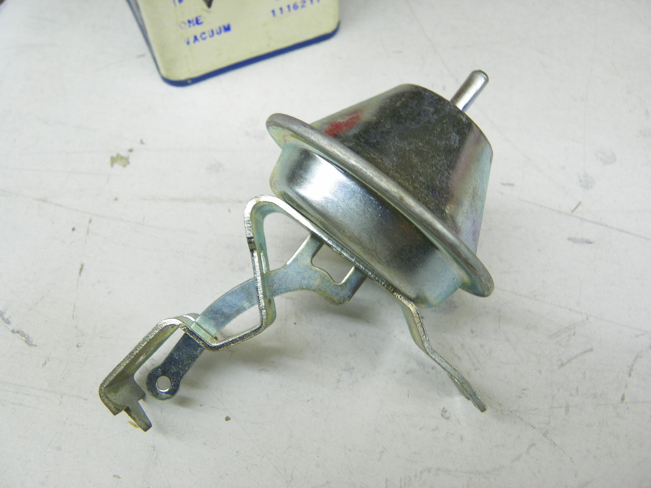 Delco Remy 1116217 Distributor Vacuum Advance for 1967-1970 Chevrolet Oldsmobile 6-Cylinder restoration. - Image 5