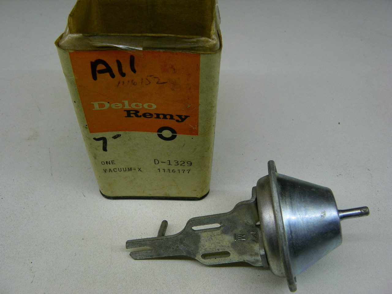Delco Remy 1116177 Distributor Vacuum Advance for 1960-1961 Chevrolet Corvair restoration. - Image 1