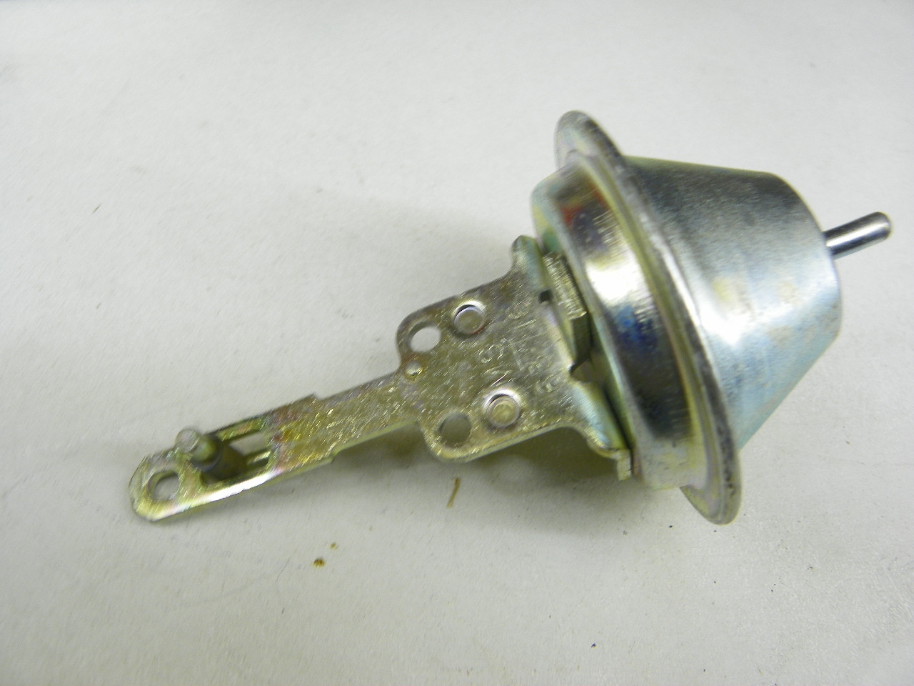 Delco Remy 1116163 Distributor Vacuum Advance for 1965-1970 Chevrolet Corvette 350 396 427 restoration. - Image 3