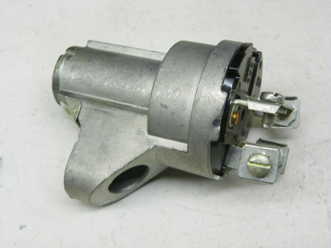 Delco Remy 1116504 Ignition Switch for 1952-1955 Oldsmobile restoration. - Image 4
