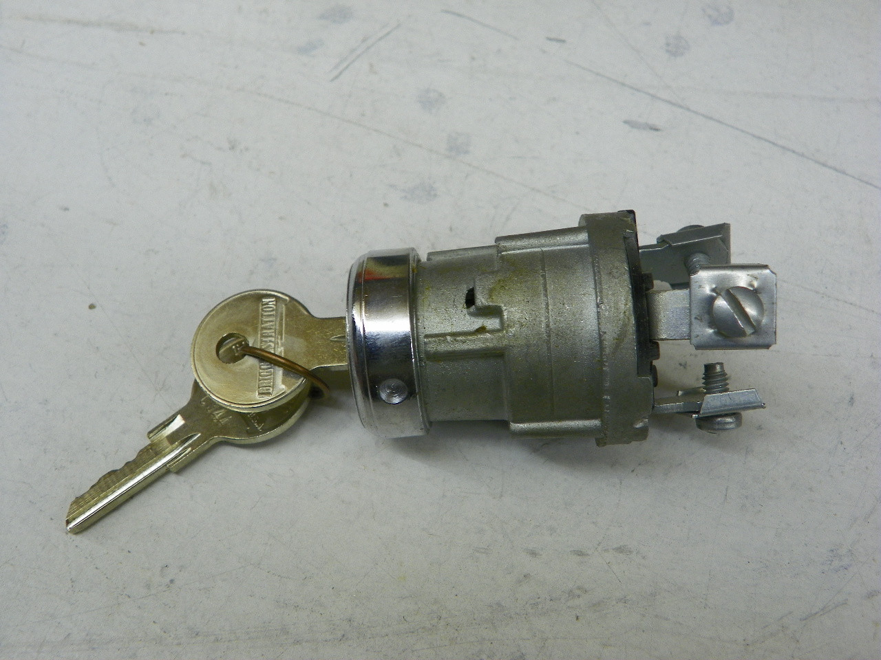 Delco Remy 1116601 Ignition Switch for 1965-1968 Flexible Trucks restoration. - Image 4