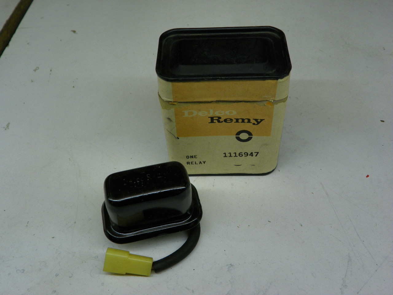 Delco Remy 1116947 Relay for vintage auto restoration - Image 1