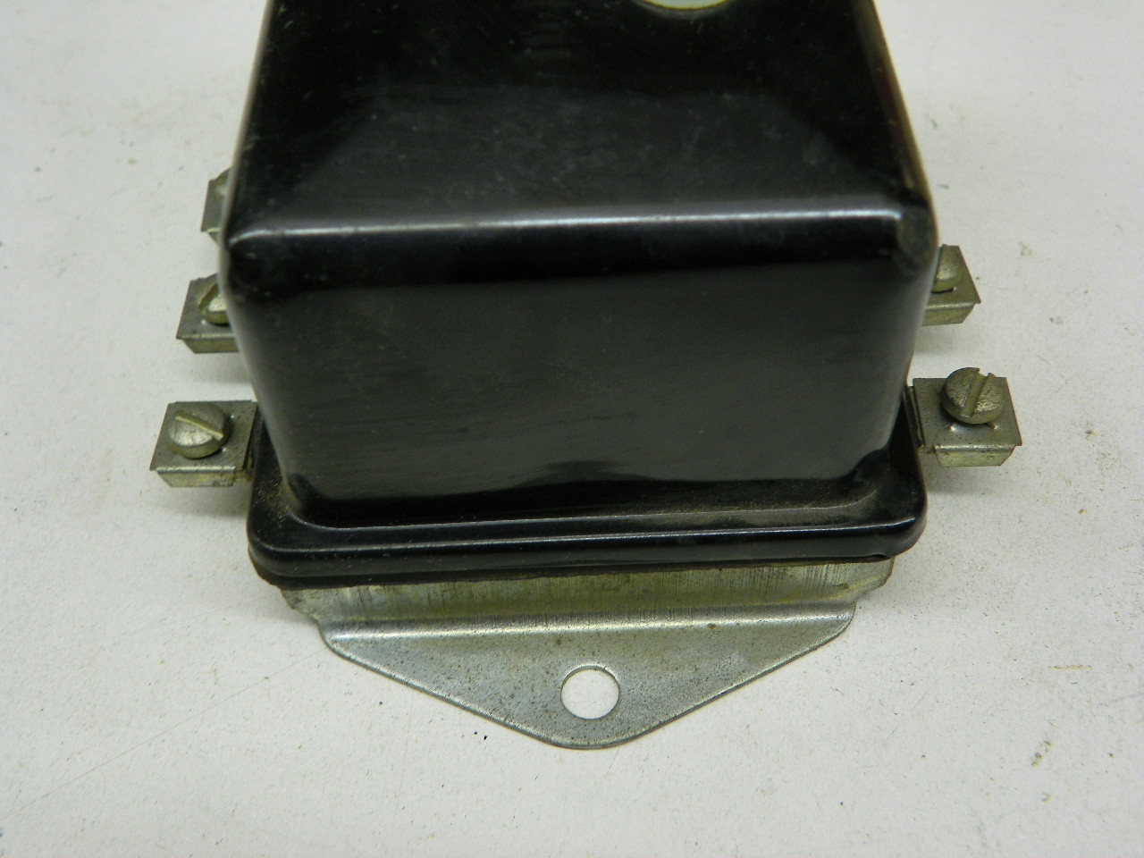 Delco Remy 1116912 Voltage Regulator for vintage auto restoration. - Image 7