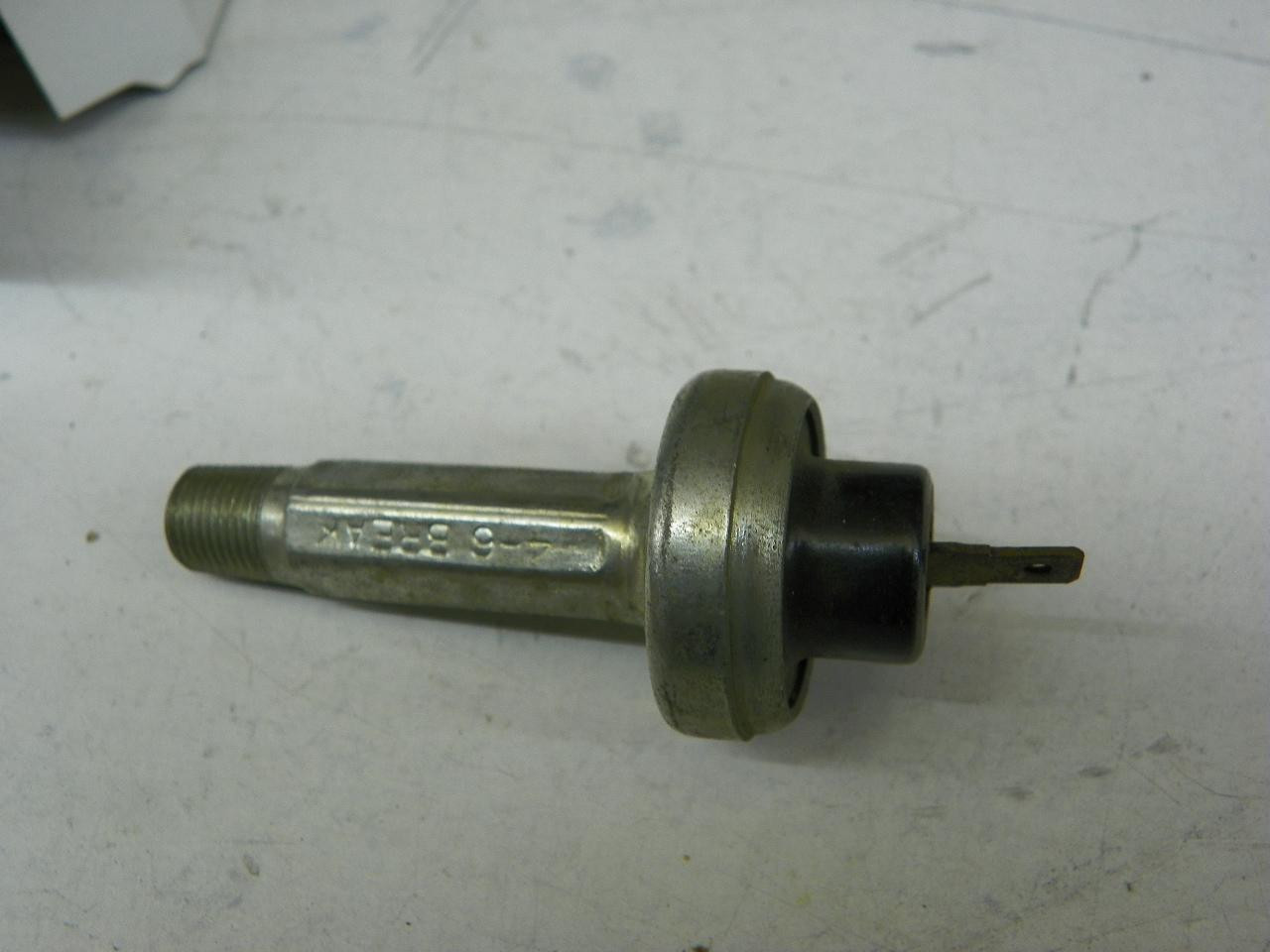 AC 1508434 Oil Pressure Switch Sender for 1956 Cadillac All Models restoration. - Image 3