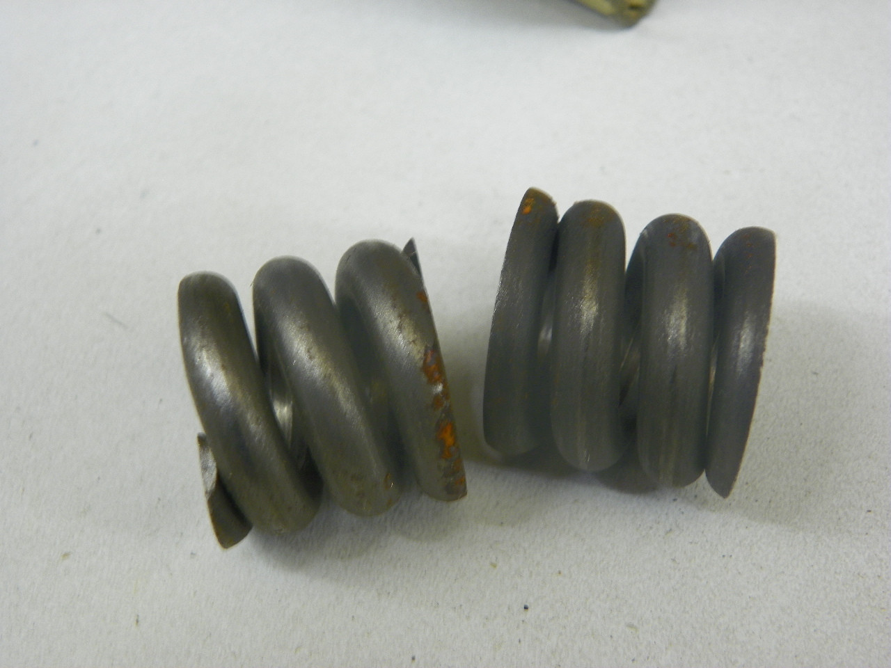 GM 3713779 Propeller Drive Shaft Center Bearing Spring for 1955-1966 Chevrolet GMC Truck restoration. - Image 4