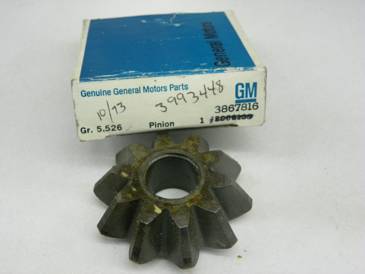 General Motors 3867816 Differential Pinion Gear for 1967-1993 Chevrolet GMC Truck 10-tooth differential restoration. - Image 1