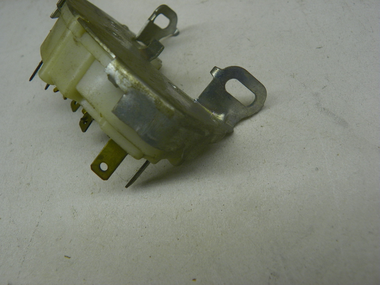 Delco 1994154 Neutral Safety Switch for 1969-1970 Pontiac automatic transmission restoration. - Image 9
