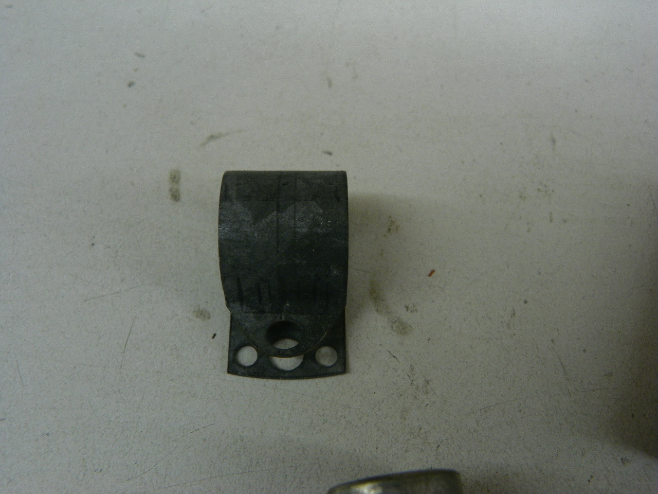 Delco Remy D-208 1910225 Ignition Condenser Lot of 5 NOS for vintage auto restoration. - Image 4