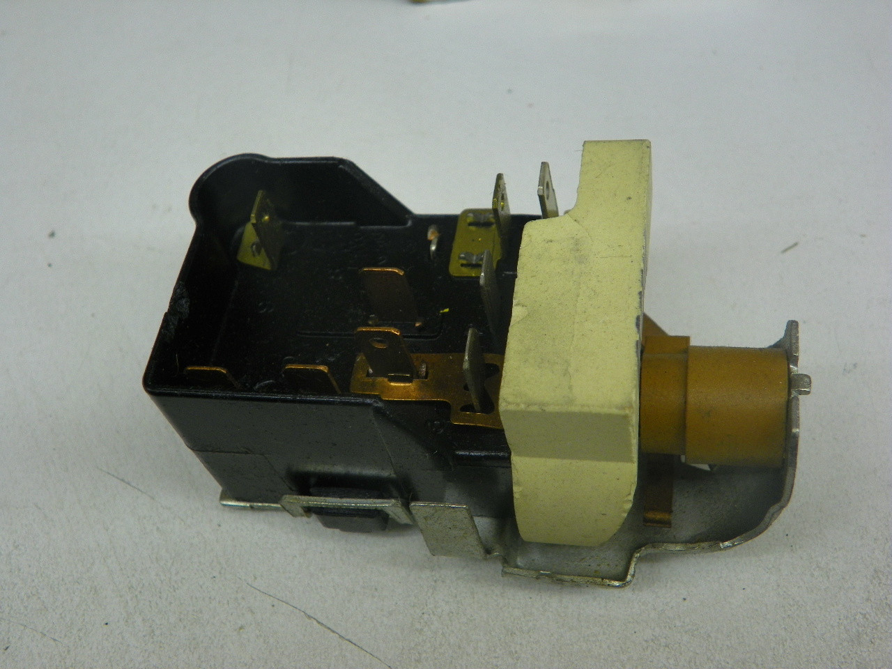Delco Remy 1995214 Headlight Switch for 1975-1992 GM Buick Chevrolet Oldsmobile Pontiac restoration. - Image 3
