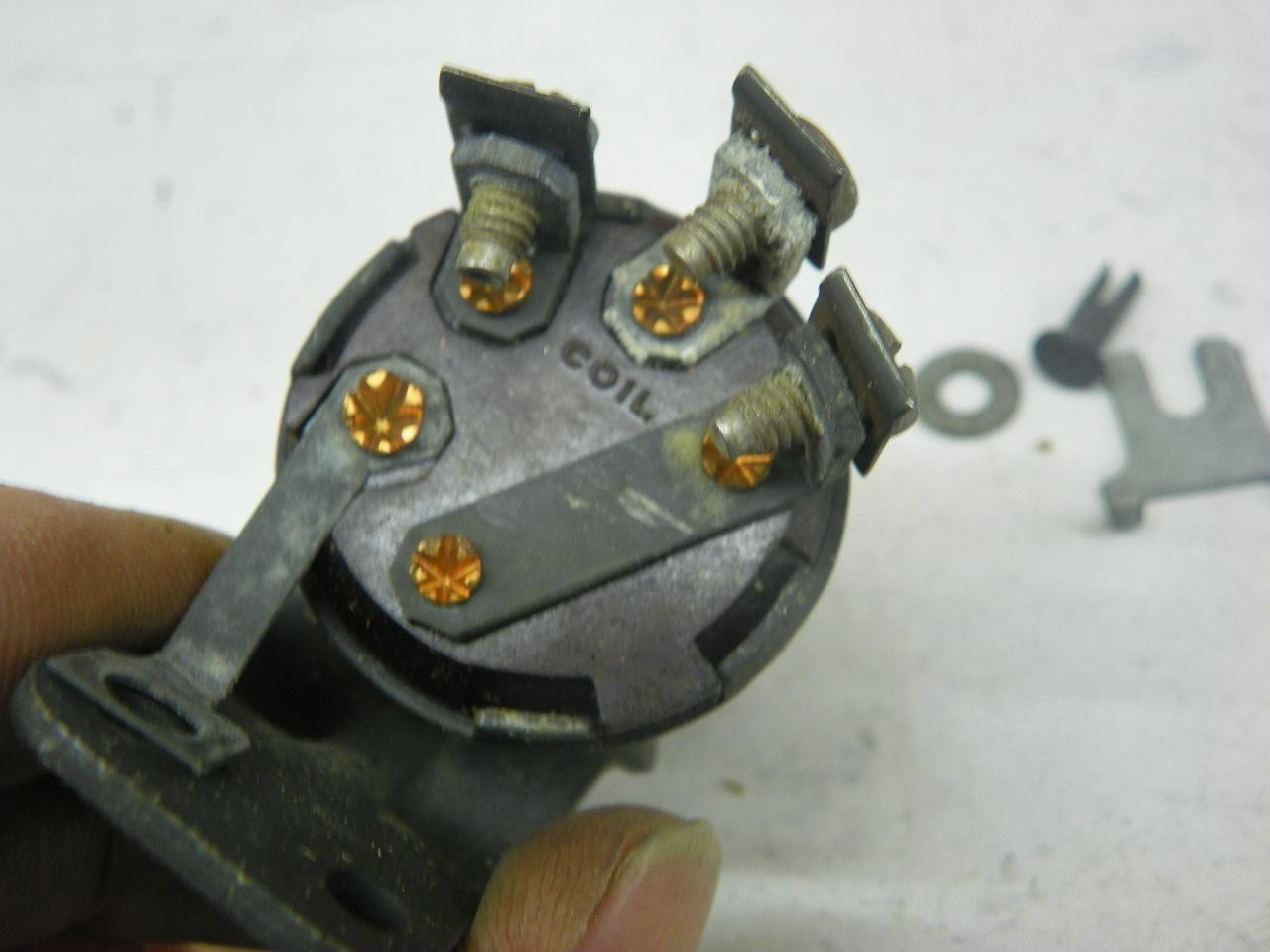 Delco-Remy 1909692 Ignition Reversing Switch for 1941-1948 Chevrolet Starting Motor restoration. - Image 9