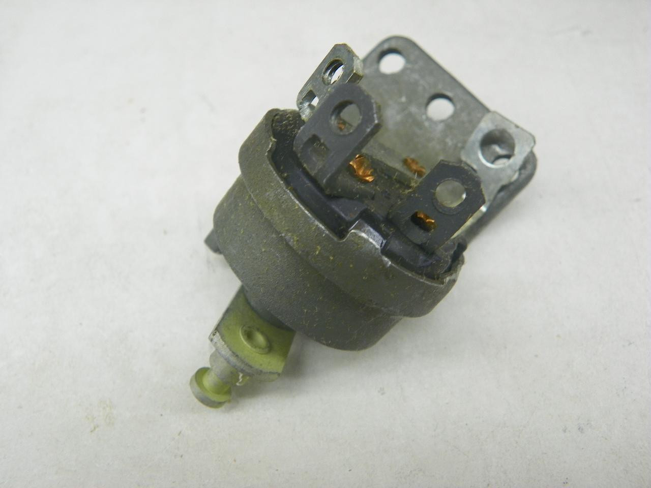 Delco-Remy 1907122 Ignition Reversing Switch for 1946-1948 Chevrolet Passenger Car restoration. - Image 10