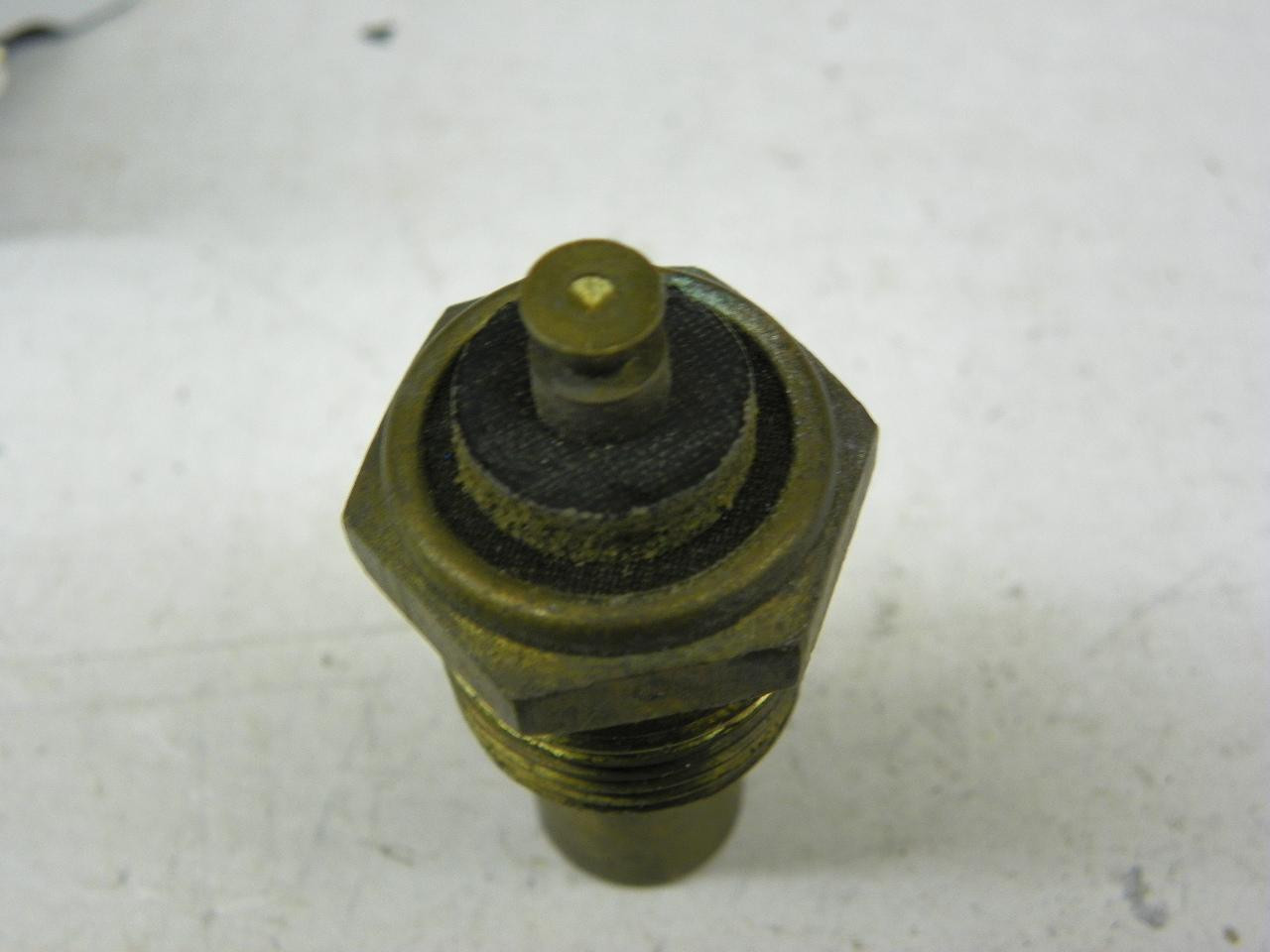 AC Delco 1513321 Coolant Temperature Gauge Sending Unit for 1958-1967 Chevrolet Corvette restoration. - Image 4