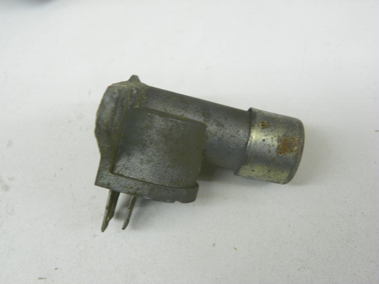 GM 1997031 Floor Headlight Dimmer Switch for 1961-1966 Chevrolet Suburban restoration. - Image 6