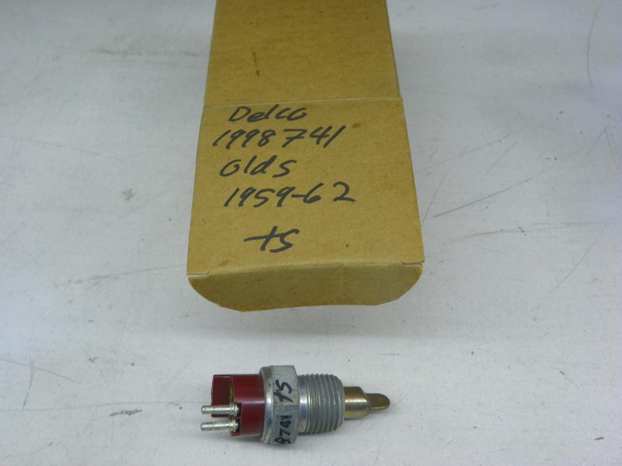 Delco 1998741 Temperature Warning-Light Switch for 1959-1962 Oldsmobile except F-85 restoration. - Image 1