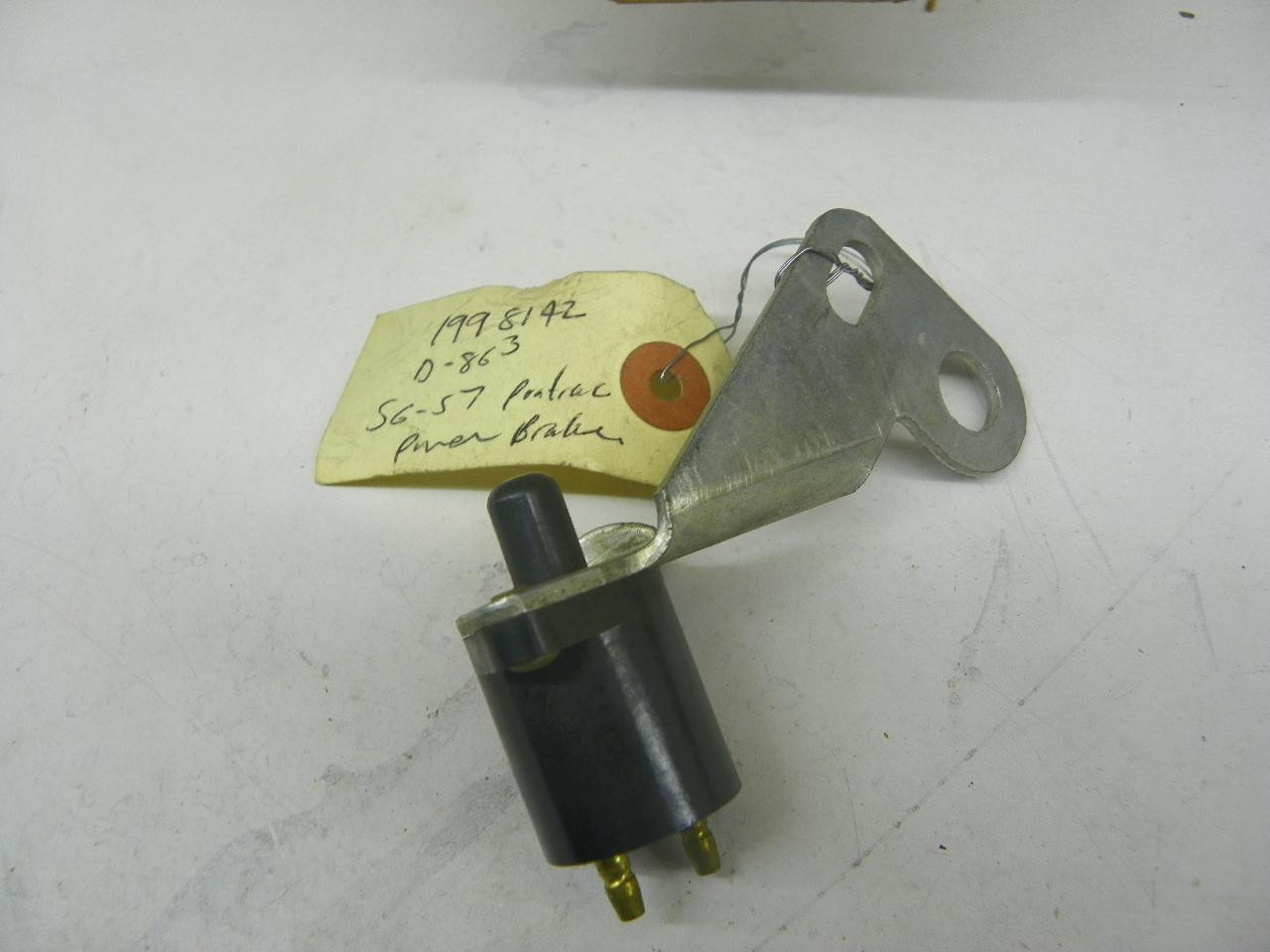 Delco Remy 1998142 Brake Light Switch for 1956-1957 Pontiac Chieftain Star Chief Super Chief Power Brakes restoration. - Image 3