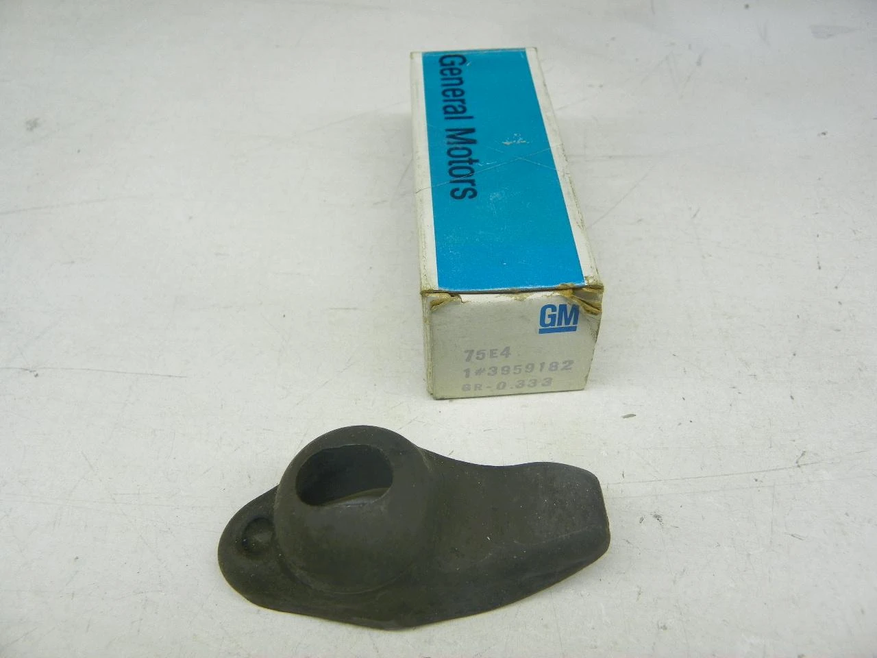 GM 3959182 Rocker Arm for Chevrolet Big Block 396-502 adjustable rocker arm restoration. - Image 1