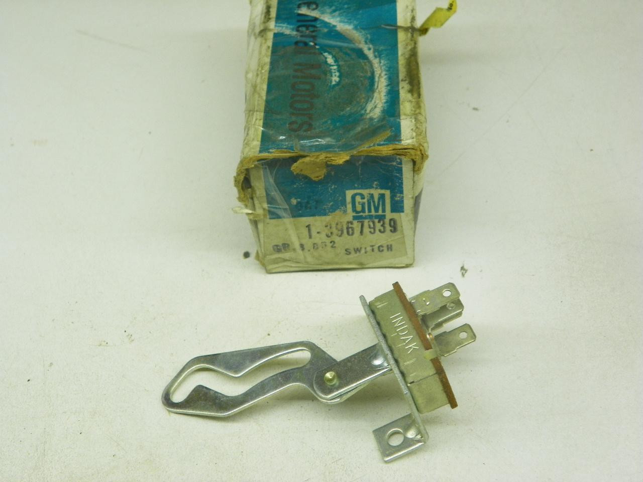 GM 3967939 Heater Blower Motor Switch for 1969-1979 Chevrolet Camaro Nova without AC restoration. - Image 1