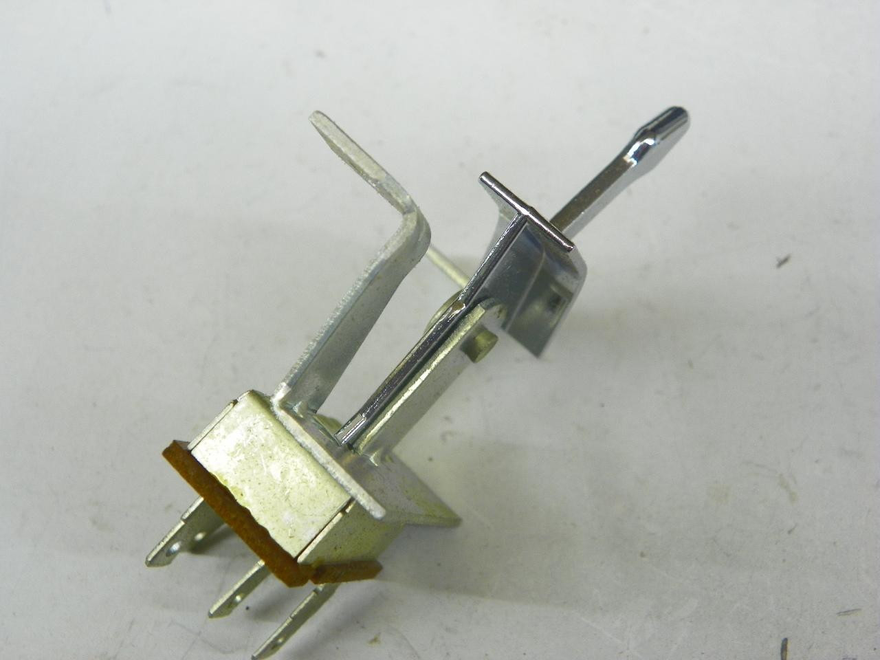 GM 3963769 Heater Blower Motor Switch for 1970-1981 Chevrolet Camaro without A/C restoration. - Image 4