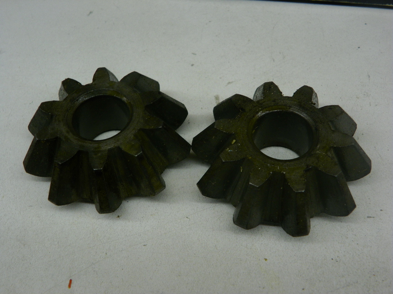 GM 3681055 Differential Pinion Gear for 1946-1964 Chevrolet GMC Truck restoration. - Image 6