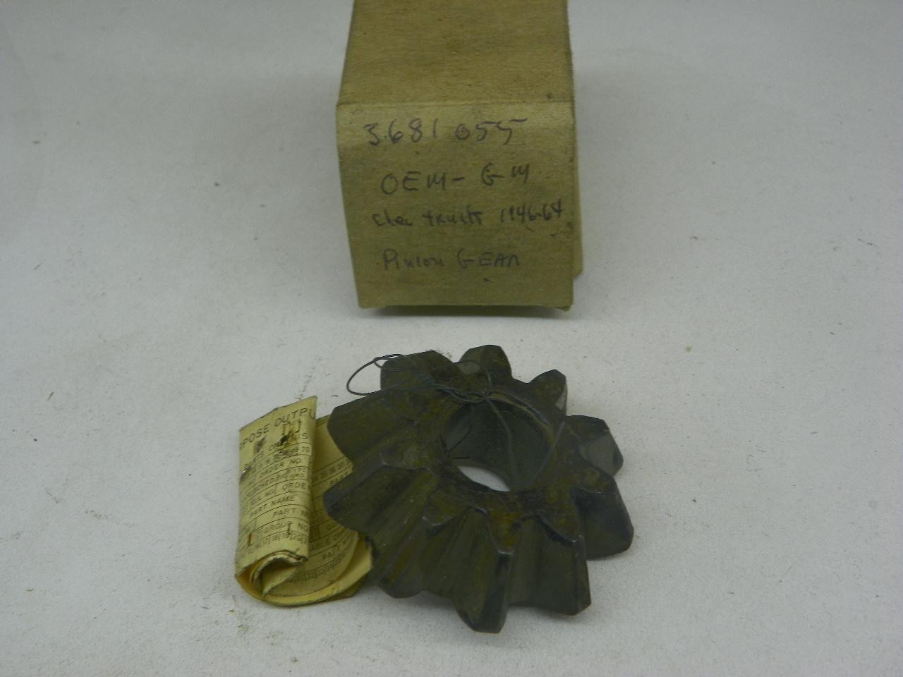 GM 3681055 Differential Pinion Spider Gear for 1946-1964 Chevrolet GMC Truck restoration. - Image 1