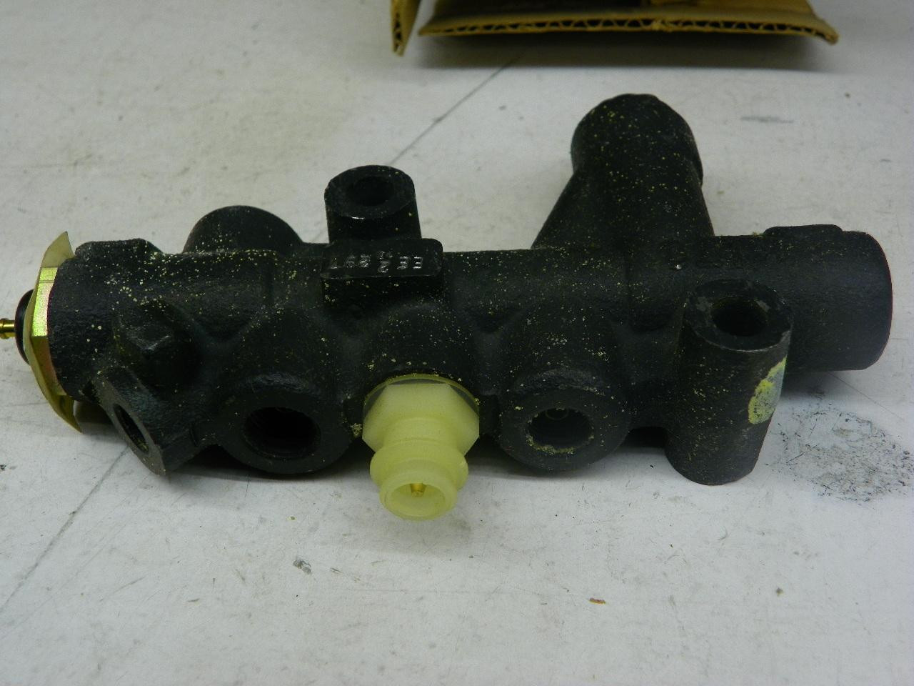 Delco 172-2095 Brake Proportioning Valve for 1985-1988 Chevrolet Monte Carlo V8 restoration. - Image 5