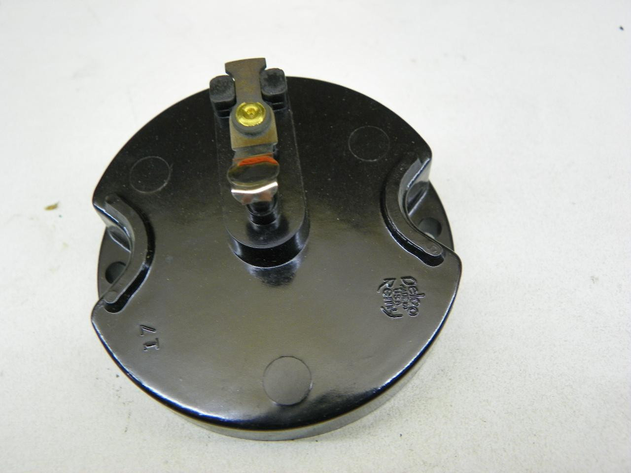 Delco Remy D-411 1945369 Distributor Rotor NOS - Vintage Auto Part - Rare restoration. - Image 4