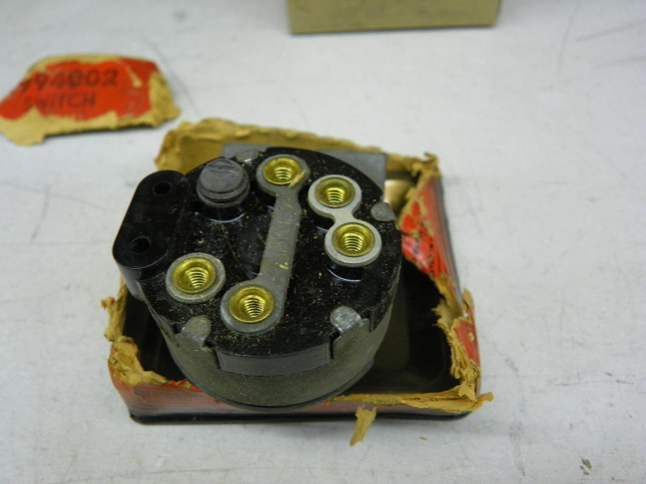 Delco-Remy 1994002 Headlight Switch for 1949-1952 Oliver Tractors restoration. - Image 3