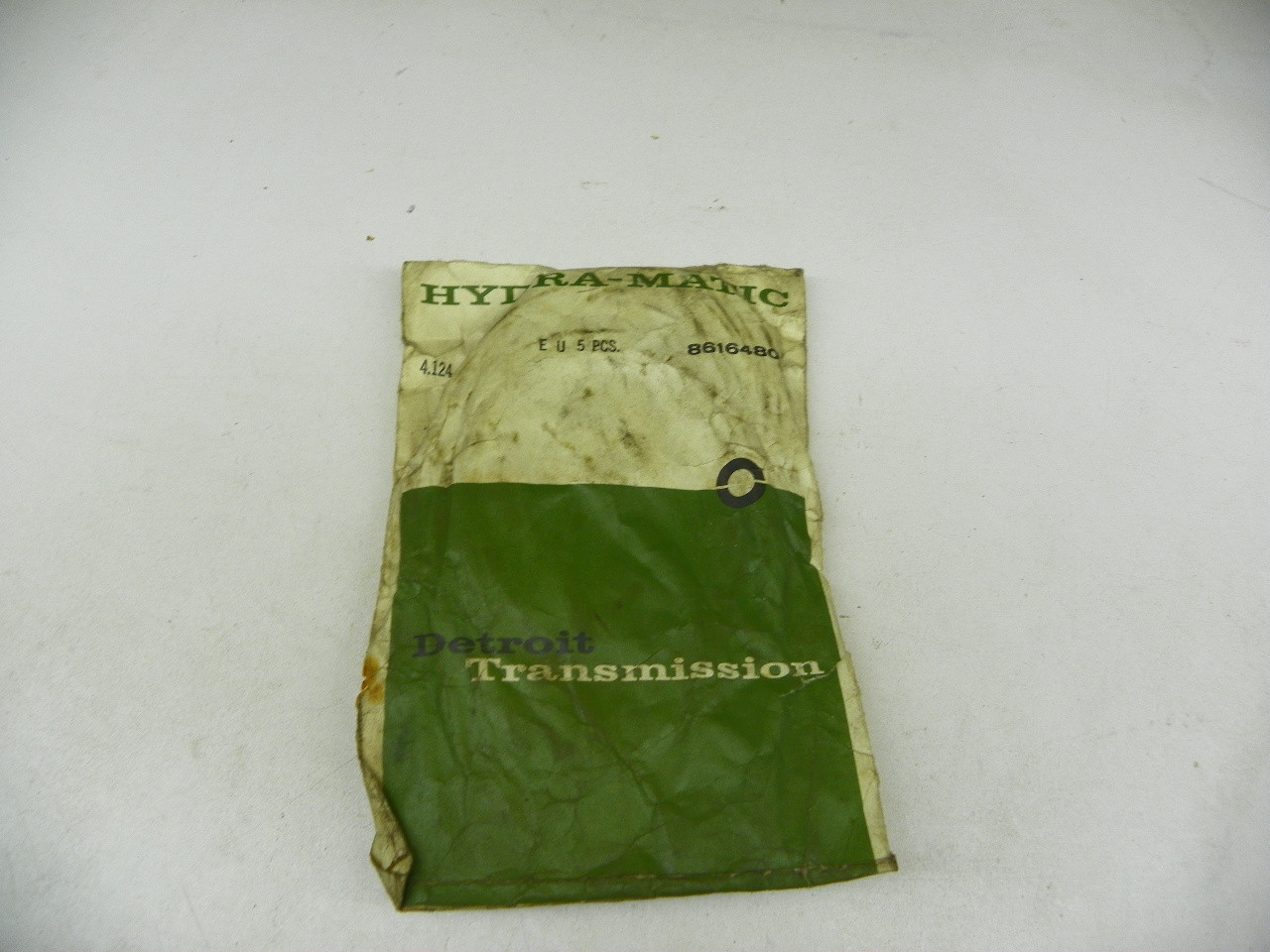 Detroit Transmission 8616480 Hydra-Matic Jetaway Flywheel Housing-to-Case Seals NOS for vintage transmission restoration. - Image 1